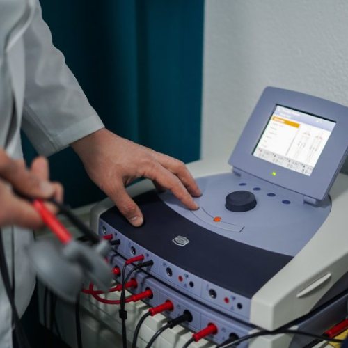 Pajisje moderne fizioterapie — elektroterapi